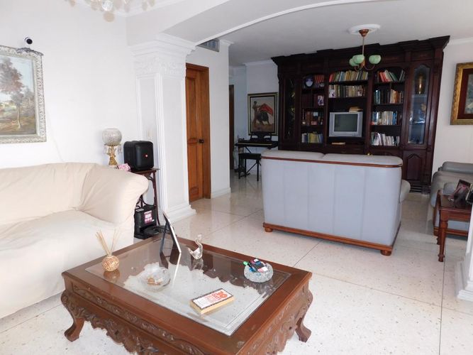Apartamento de 3 alcobas en venta en Altos Del Prado, Barranquilla, 158 m² · foto 5 de 19