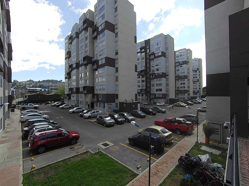 Apartamento en venta en Pinar De Suba, Bogotá · foto 2 de 13