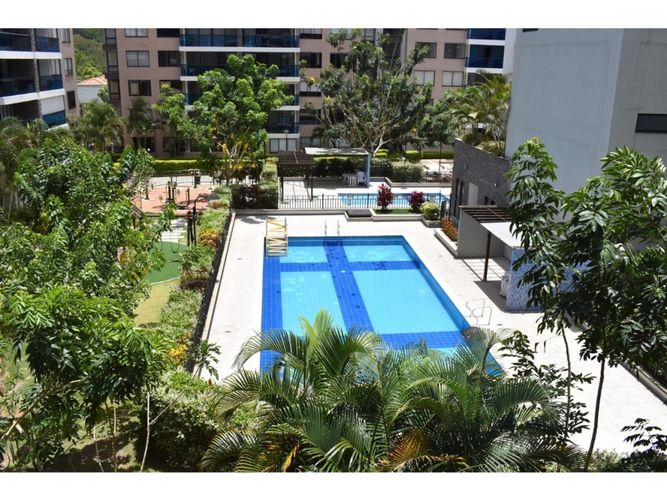 Apartamento de 3 alcobas en venta en Cr. Colina Del Hato, Piedecuesta, 90 m² · foto 2 de 24