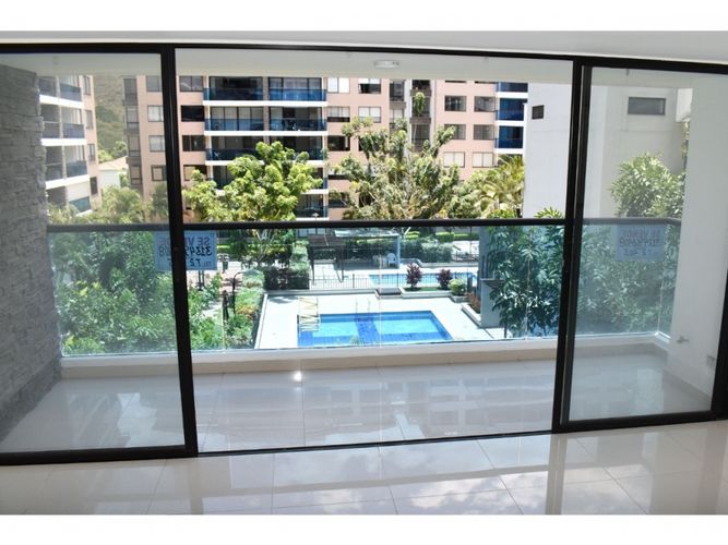 Apartamento de 3 alcobas en venta en Cr. Colina Del Hato, Piedecuesta, 90 m² · foto 4 de 24