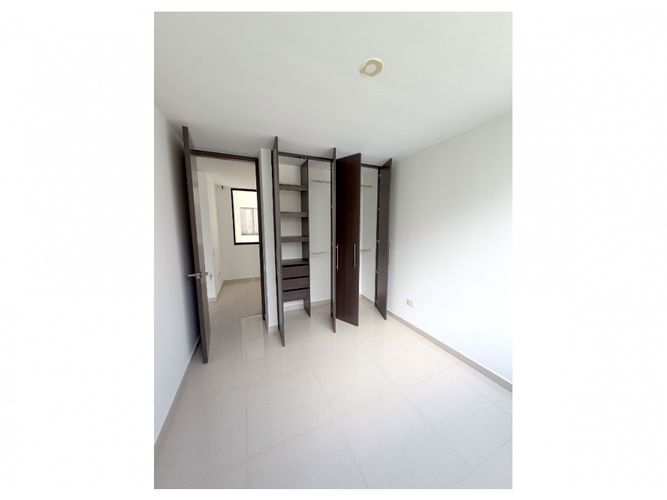 Apartamento de 3 alcobas en venta en Cr. Colina Del Hato, Piedecuesta, 90 m² · foto 10 de 24