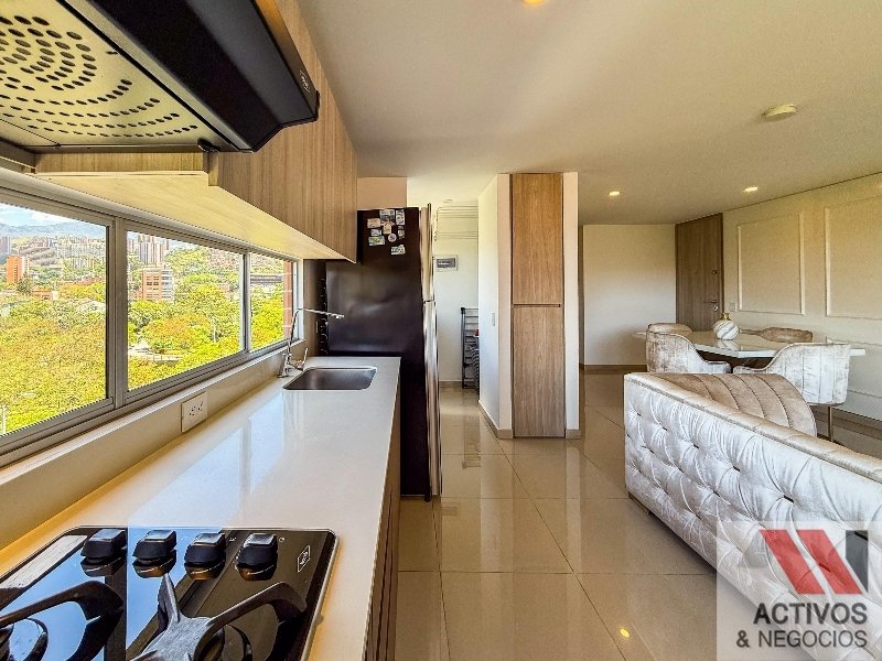 Apartamento en venta en Los Colores, Medellín · foto 6 de 22