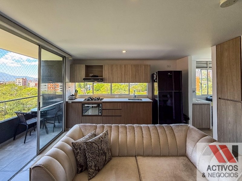 Apartamento en venta en Los Colores, Medellín · foto 7 de 22