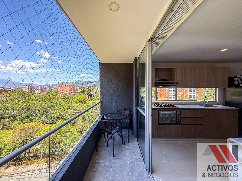 Apartamento en venta en Los Colores, Medellín · foto 11 de 22