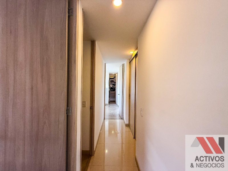 Apartamento en venta en Los Colores, Medellín · foto 13 de 22
