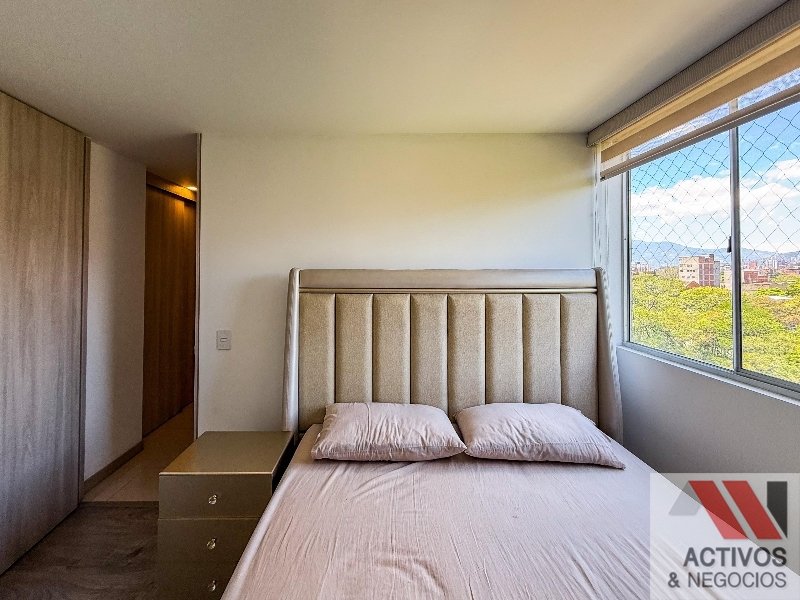 Apartamento en venta en Los Colores, Medellín · foto 17 de 22
