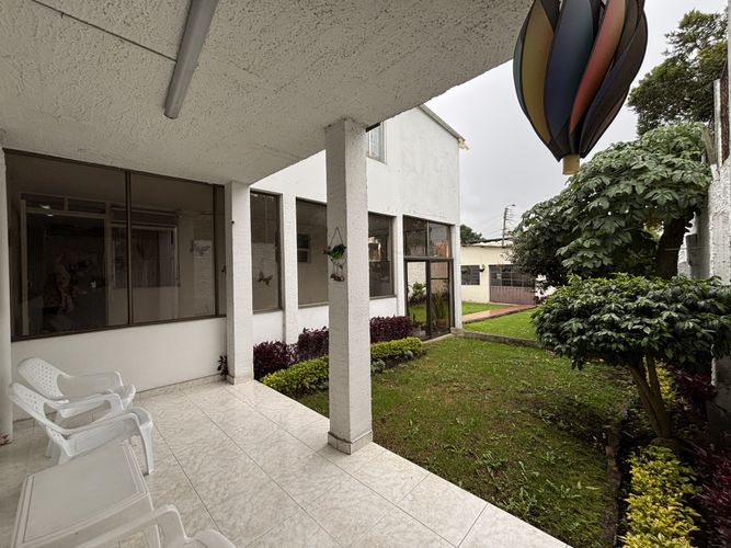 Casa de 6 alcobas en venta en Ub Los Geranios, Chía, 388 m² · foto 13 de 24