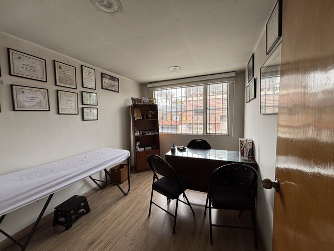 Casa de 6 alcobas en venta en Ub Los Geranios, Chía, 388 m² · foto 17 de 24