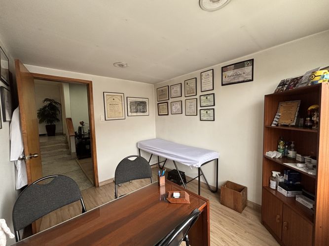 Casa de 6 alcobas en venta en Ub Los Geranios, Chía, 388 m² · foto 18 de 24