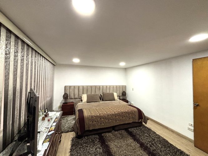 Casa de 6 alcobas en venta en Ub Los Geranios, Chía, 388 m² · foto 20 de 24