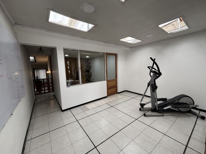 Casa de 6 alcobas en venta en Ub Los Geranios, Chía, 388 m² · foto 24 de 24