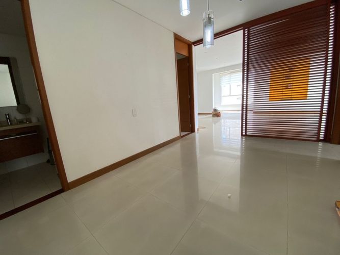 Apartamento de 3 alcobas en venta en Normandia, Cali, 179 m² · foto 4 de 10