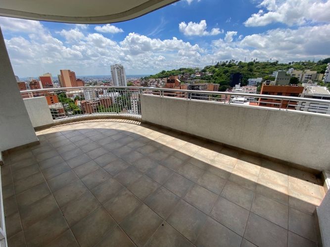 Apartamento de 3 alcobas en venta en Normandia, Cali, 179 m² · foto 10 de 10