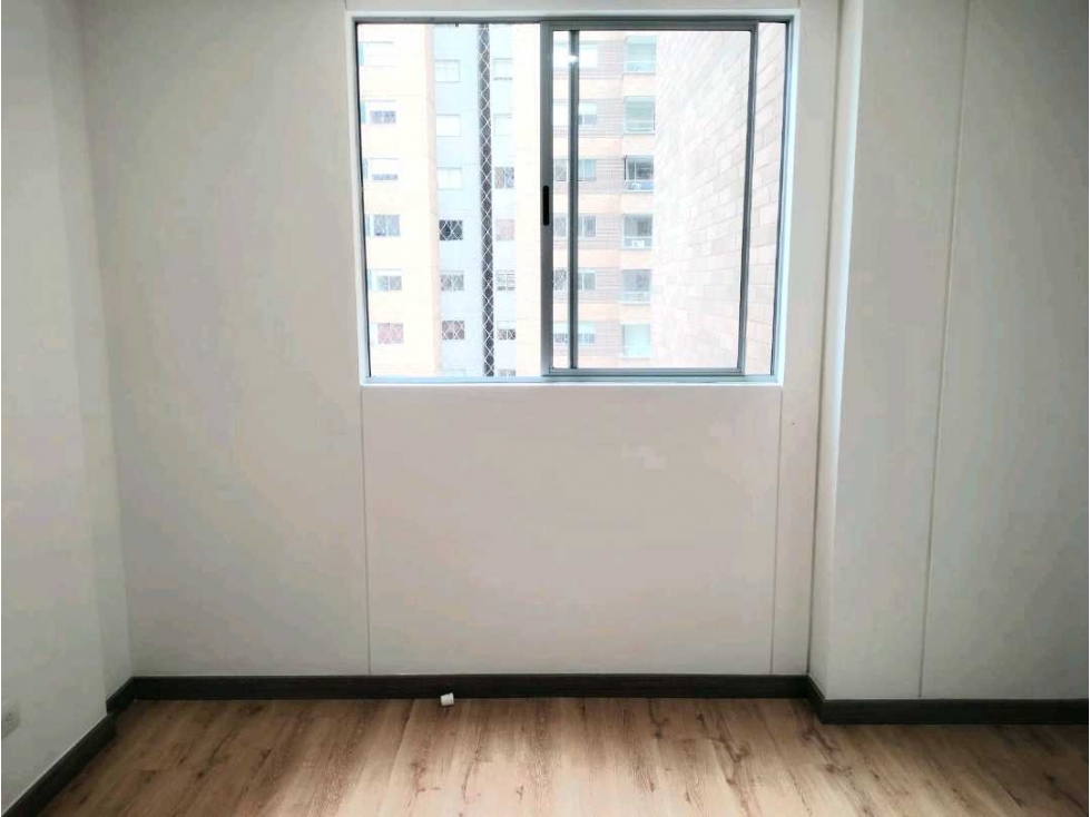 Apartamento en arriendo en Ciudad Del Río, Medellín · foto 9 de 24