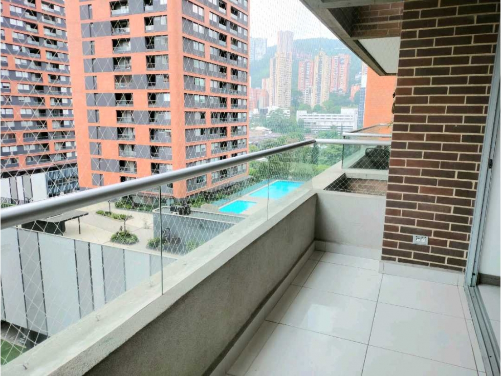 Apartamento en arriendo en Ciudad Del Río, Medellín · foto 15 de 24