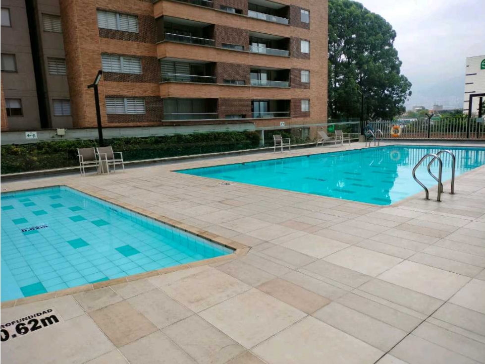 Apartamento en arriendo en Ciudad Del Río, Medellín · foto 21 de 24