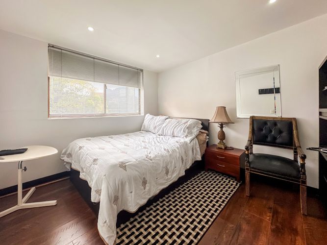 Apartamento de 3 alcobas en arriendo en Chico, Bogotá, 262 m² · foto 18 de 21