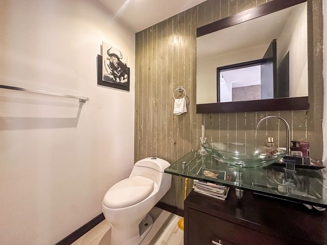 Apartamento de 3 alcobas en arriendo en Chico, Bogotá, 262 m² · foto 20 de 21