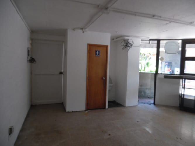 Local en arriendo en Aeroparque Juan Pablo Ii, Medellín, 30 m² · foto 2 de 8