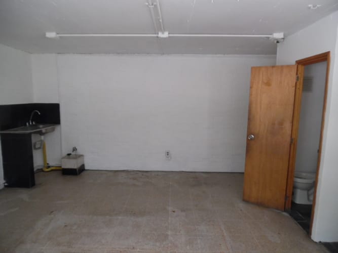 Local en arriendo en Aeroparque Juan Pablo Ii, Medellín, 30 m² · foto 6 de 8