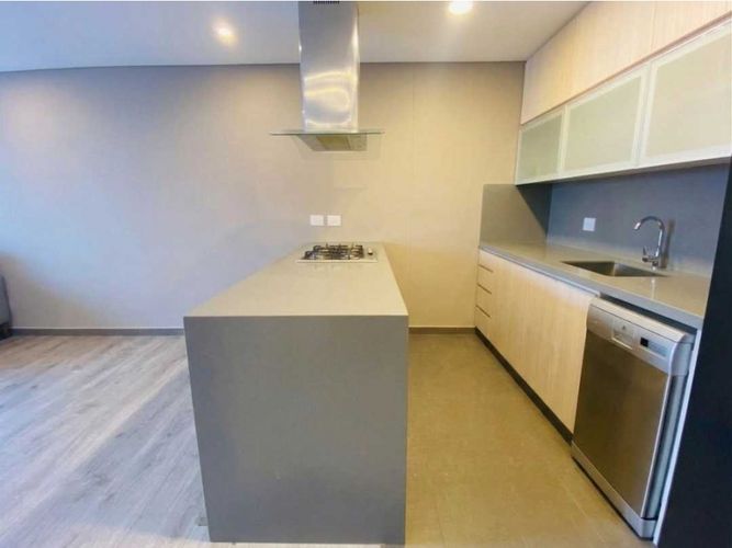 Apartamento de 2 alcobas en arriendo en Altos Del Poblado, Medellín, 75 m² · foto 2 de 16