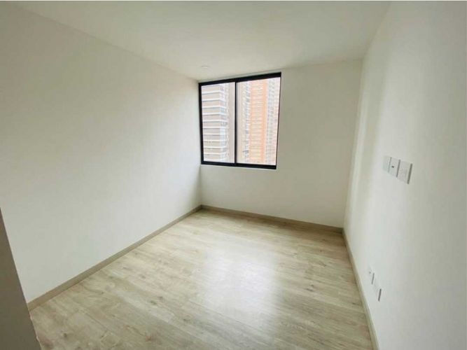 Apartamento de 2 alcobas en arriendo en Altos Del Poblado, Medellín, 75 m² · foto 6 de 16