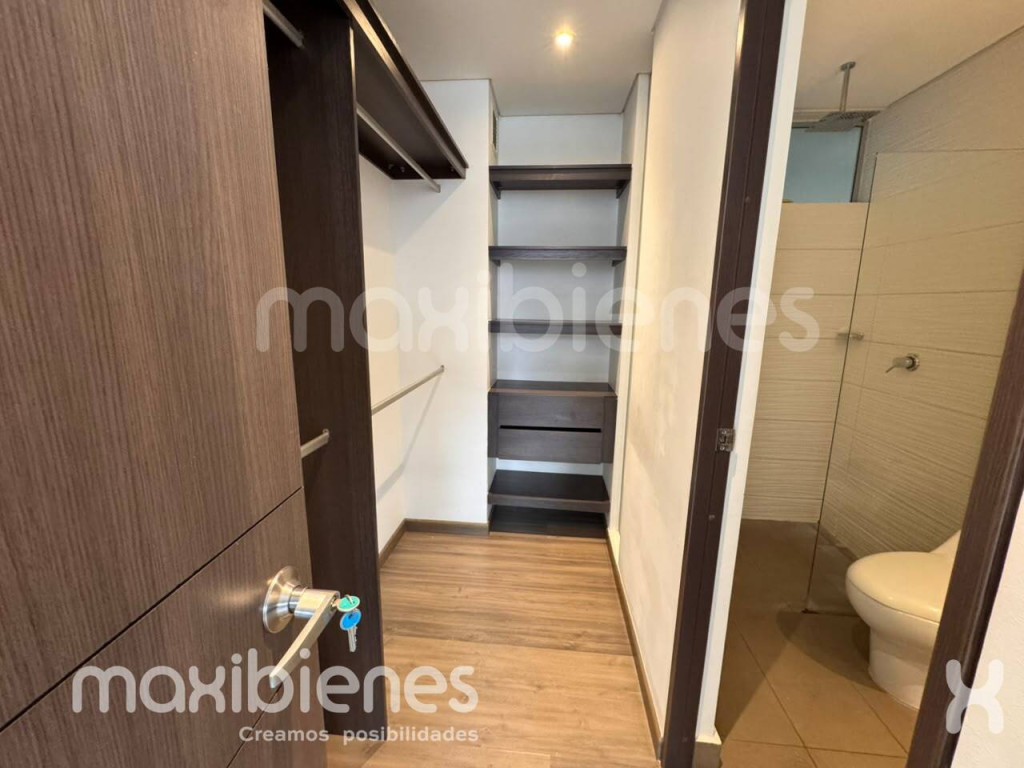 Apartamento en arriendo en El Poblado, Medellín · foto 12 de 19