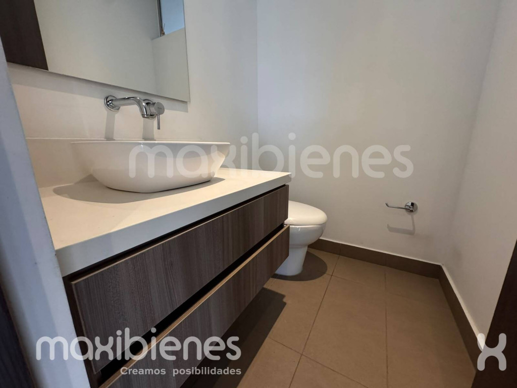 Apartamento en arriendo en El Poblado, Medellín · foto 13 de 19
