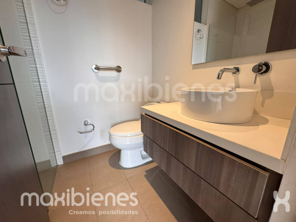 Apartamento en arriendo en El Poblado, Medellín · foto 14 de 19