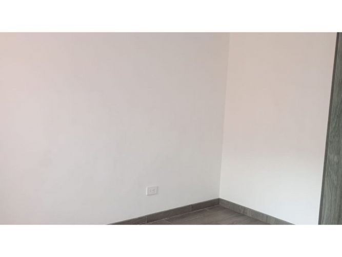 Apartamento de 2 alcobas en venta en San Pedro, Madrid, 40 m² · foto 4 de 9