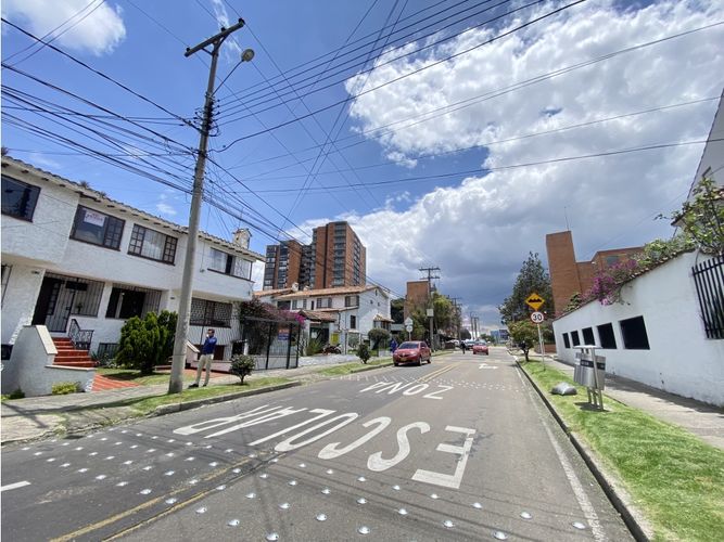 Casa en venta en Ilarco, Bogotá · foto 2 de 24