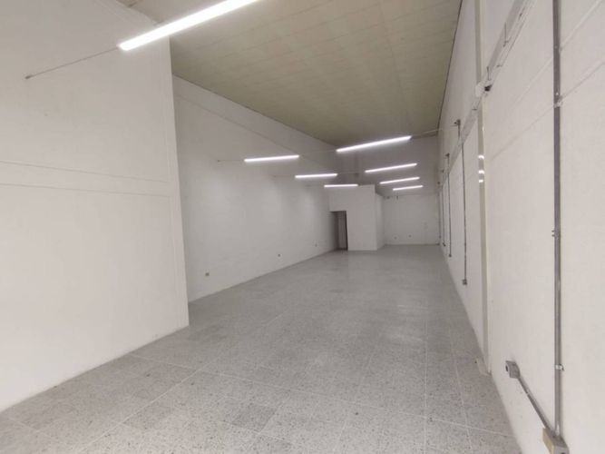 Local en arriendo en Barro Blanco, Piedecuesta, 96 m² · foto 2 de 5