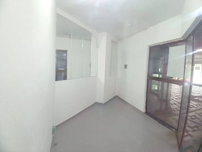 Local en arriendo en Centro, Bucaramanga, 8 m² · foto 5 de 13