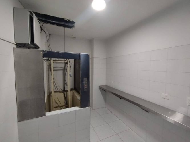 Local en arriendo en Mejoras Publicas, Bucaramanga, 300 m² · foto 19 de 24