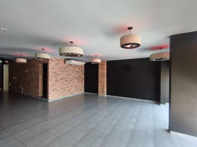 Local en arriendo en Mejoras Publicas, Bucaramanga, 300 m² · foto 20 de 24