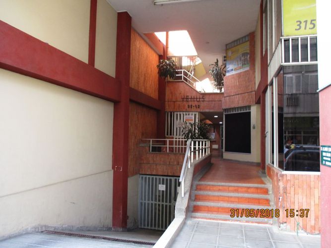Oficina en arriendo en Antonia Santos Centro, Bucaramanga, 33 m² · foto 2 de 9