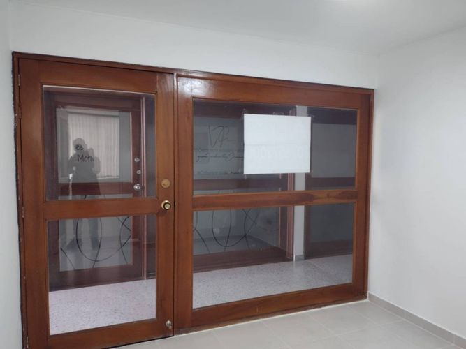 Oficina en arriendo en Sotomayor, Bucaramanga, 21 m² · foto 3 de 15