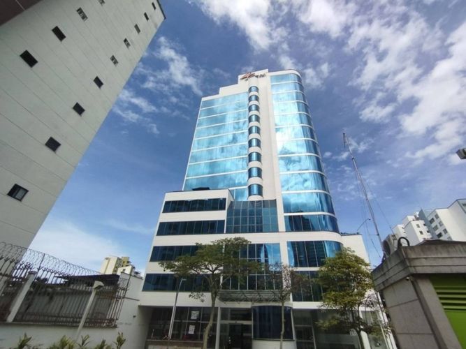 Oficina en arriendo en Mejoras Publicas, Bucaramanga, 105 m² · foto 2 de 10