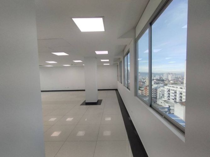 Oficina en arriendo en Mejoras Publicas, Bucaramanga, 105 m² · foto 5 de 10