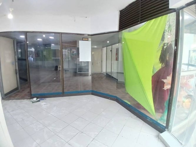 Local en arriendo en Centro, Bucaramanga, 10 m² · foto 10 de 13