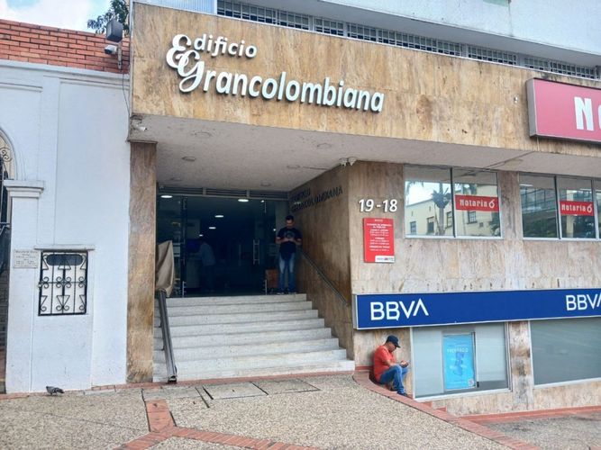 Oficina en arriendo en Centro, Bucaramanga, 25 m² · foto 2 de 13