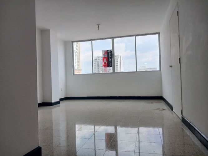 Oficina en arriendo en Centro, Bucaramanga, 25 m² · foto 6 de 13