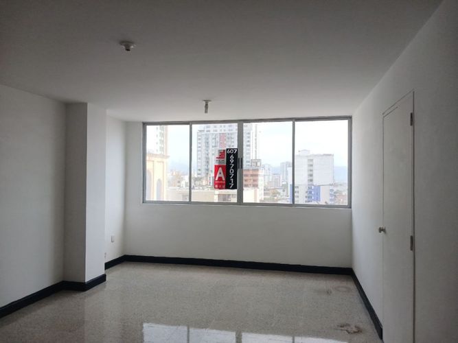 Oficina en arriendo en Centro, Bucaramanga, 25 m² · foto 7 de 13