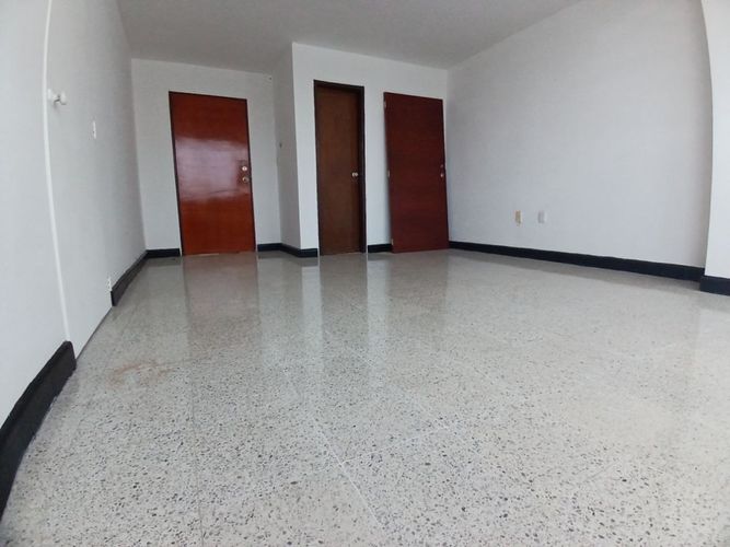 Oficina en arriendo en Centro, Bucaramanga, 25 m² · foto 8 de 13