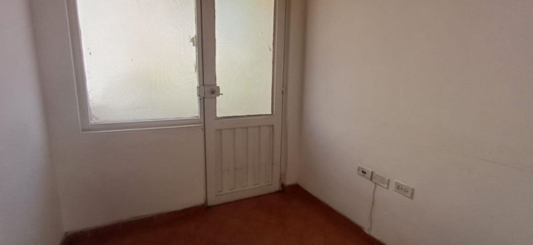 Casa de 5 alcobas en venta en Quinta Paredes, Bogotá, 240 m² · foto 11 de 21