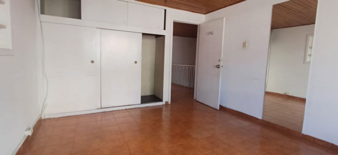 Casa de 5 alcobas en venta en Quinta Paredes, Bogotá, 240 m² · foto 16 de 21
