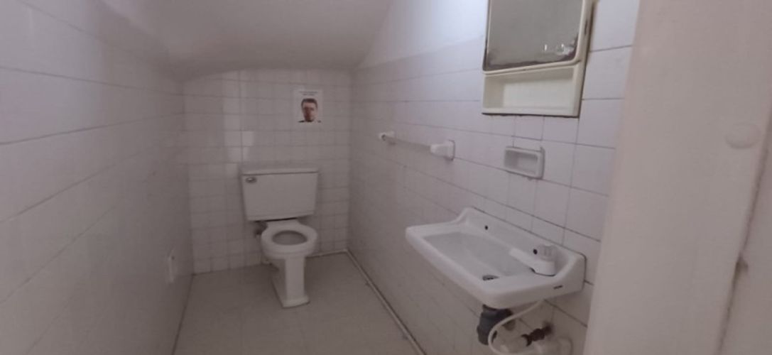 Casa de 5 alcobas en venta en Quinta Paredes, Bogotá, 240 m² · foto 20 de 21