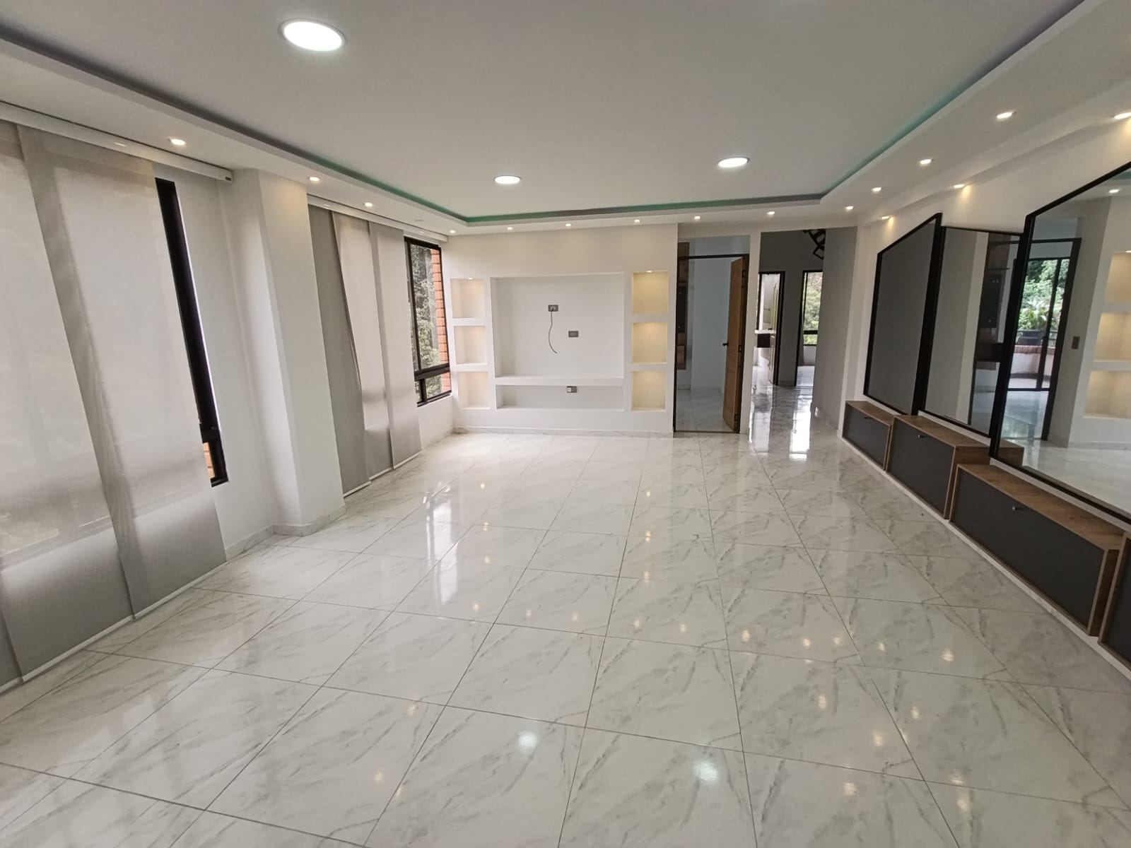 Apartamento en arriendo en Laureles, Medellín · foto 5 de 18