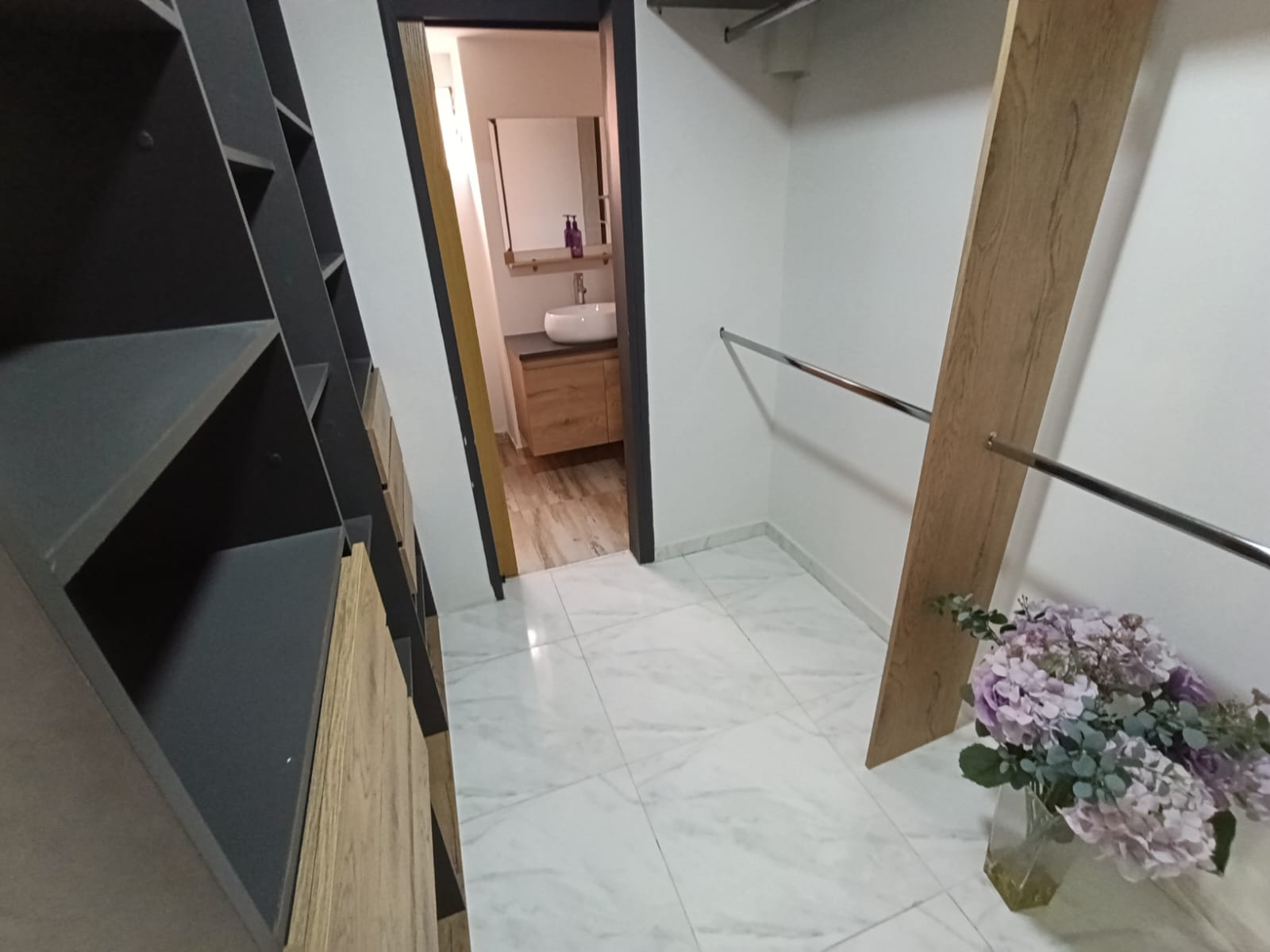 Apartamento en arriendo en Laureles, Medellín · foto 10 de 18