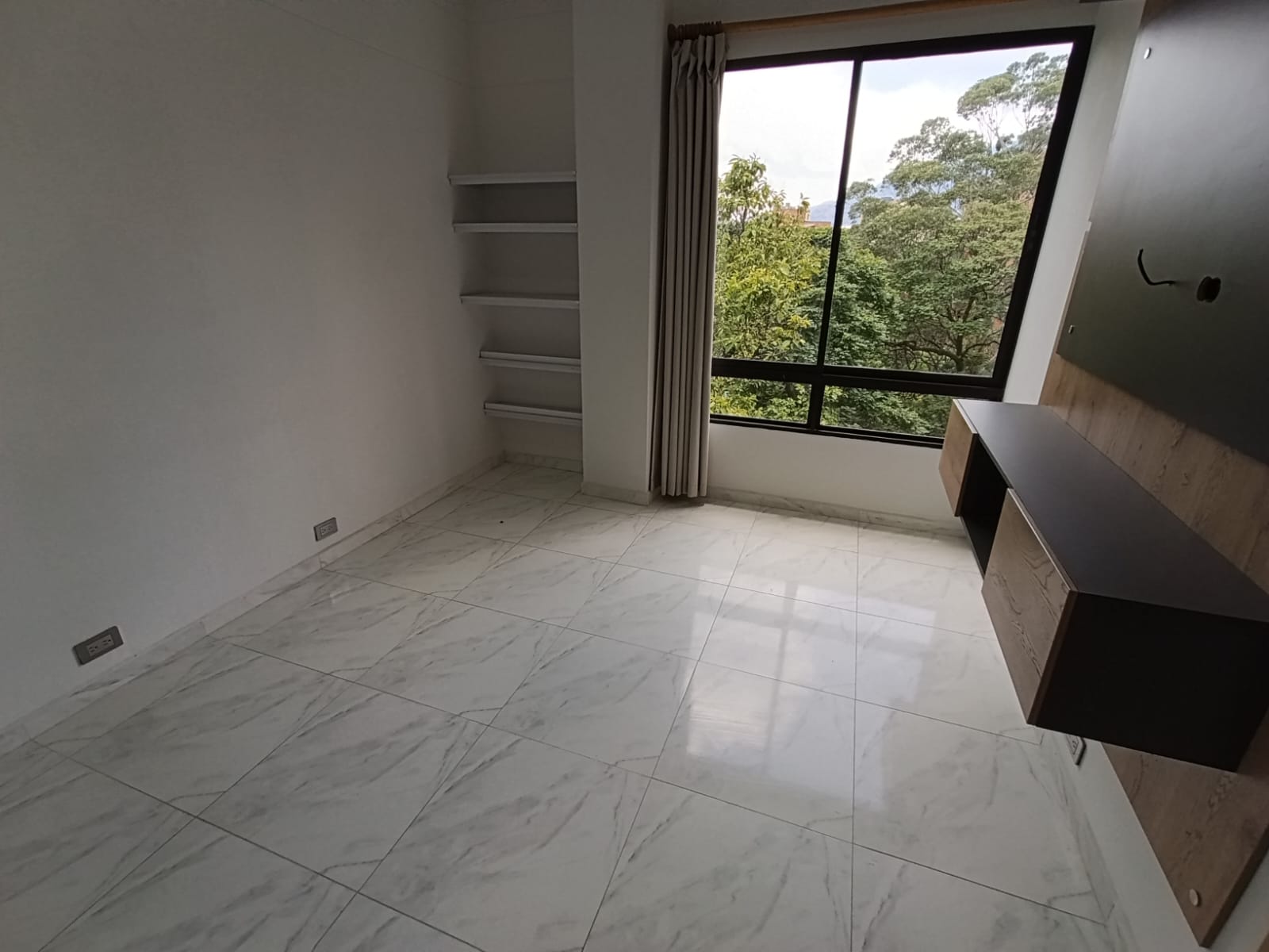 Apartamento en arriendo en Laureles, Medellín · foto 16 de 18